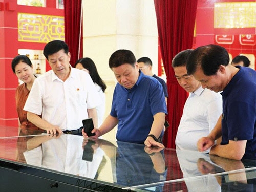 湖南军杰辣椒,军杰剁辣椒,湖南剁辣椒 湖南军杰辣椒,军杰剁辣椒,湖南剁辣椒
